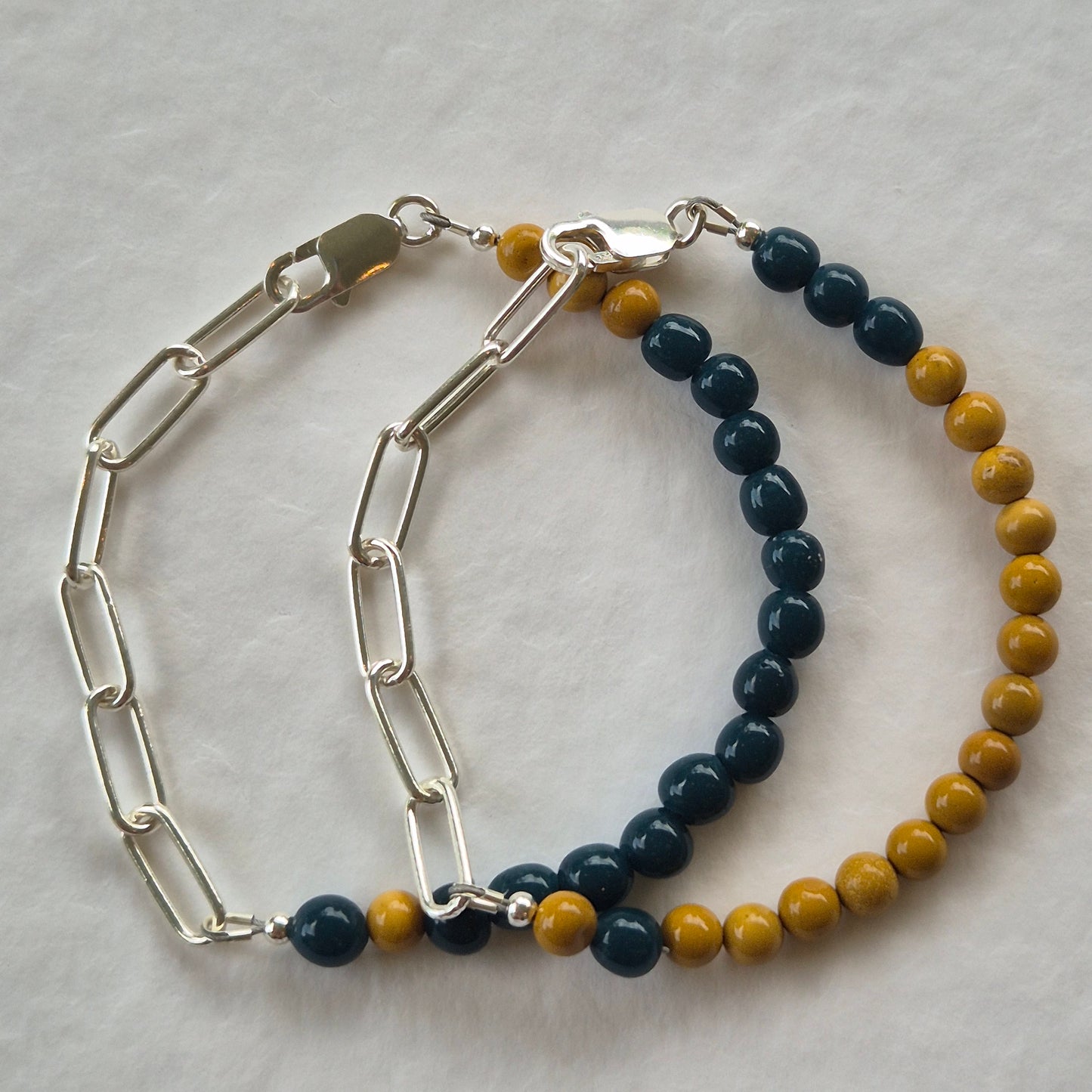 Mookaite and Glass Bead Bracelet v.2