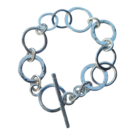 Heavy Loops of Elegance Bracelet